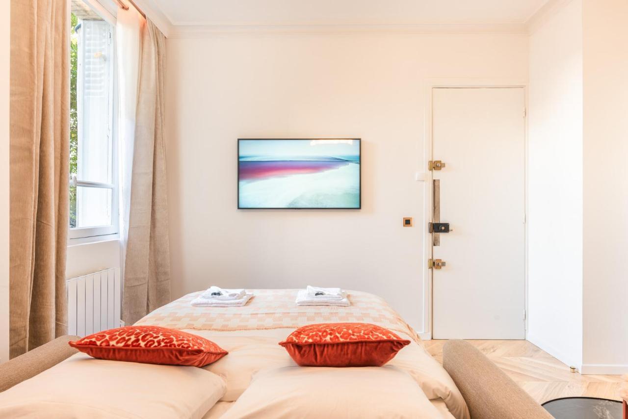 Charming And Cosy Apartment For 4 Guests パリ エクステリア 写真